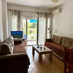 Ermest ,kavaje Rock Durrës