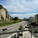 Ermest ,kavaje Rock Durrës