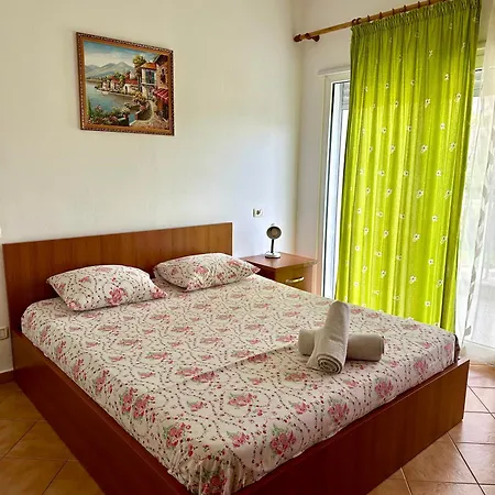 Apartament Ermest ,kavaje Rock *