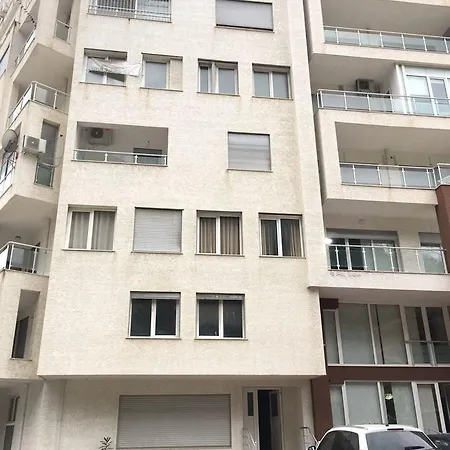 Apartament Ermest ,kavaje Rock *
