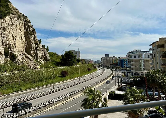 Ermest ,kavaje Rock Durrës